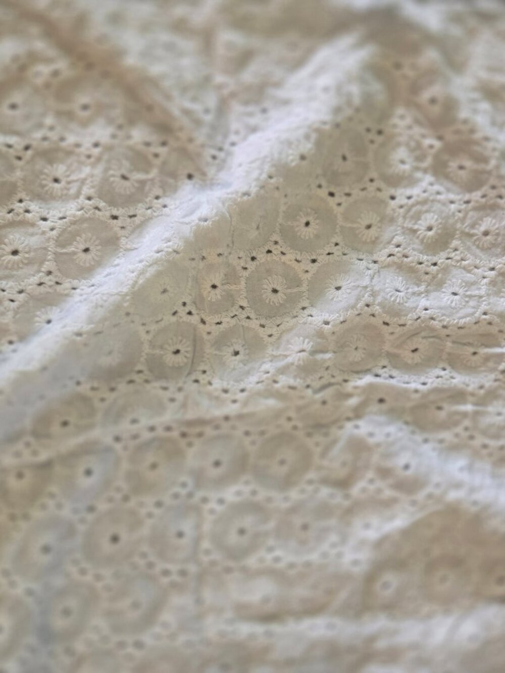 KNOX ROSE Boho/Peasant Style 100% Cotton White Eyelet Tunic Blouse SIZE XL - Picture 3 of 5